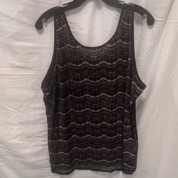 Maurices - 2x, Black and Tan Lace & Sequin Sleeveless Top - Picture 1 of 5